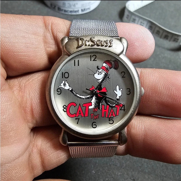 Vintage 1997 Dr. Seuss Cat In The Hat Silver Tone Quartz Watch Working 3ATM WR - Picture 1 of 9